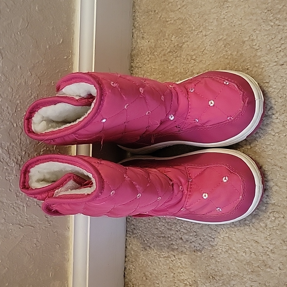 Toddler Size 8 Snow Boots
